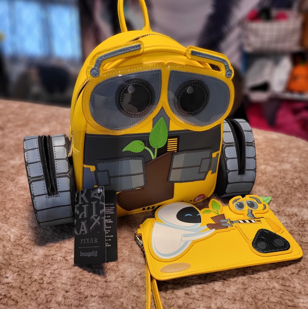 Loungefly Wall-E Backpack and Wristlet